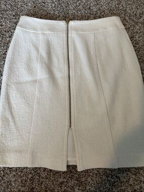Banana Republic winter white skirt 4P small